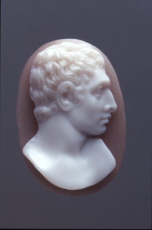 16853