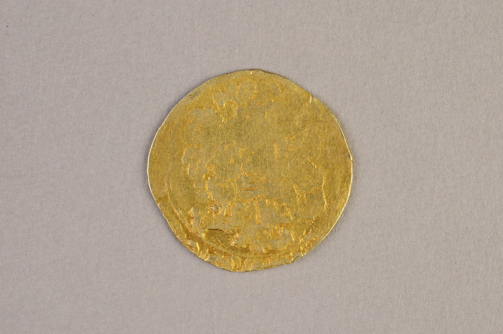 421753