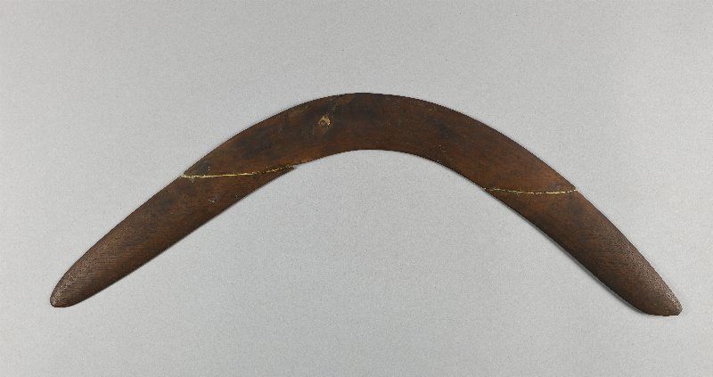 920305