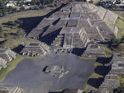 Teotihuacan: Rome of the Ancient Americas thumbnail.